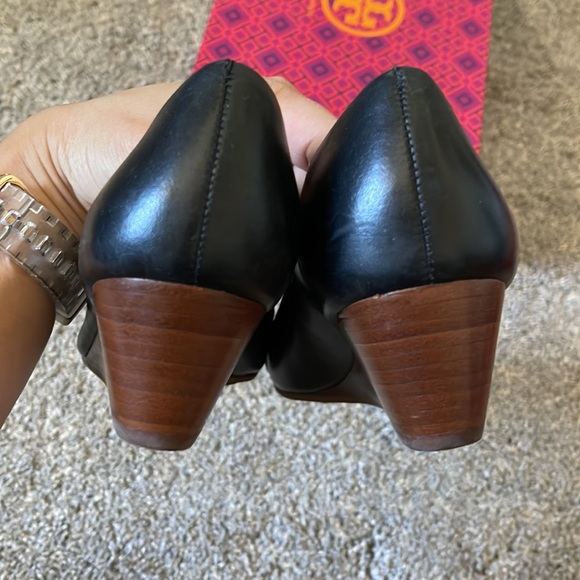 Tory Burch Mini Miller Leather Black Wedge - Picture 8 of 11